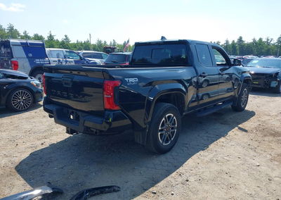 2024 Toyota Tacoma Trd Sport, uszkodzenie: Front & Rear, Iaai lot 45792317, zdjęcie 4 z 20