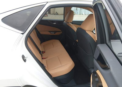 2025 Lexus Nx 350h Premium, daño Lateral derecho, Iaai lote 45997746, foto 8 de 18
