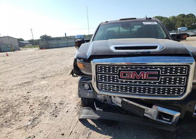 2019 Gmc Sierra K3500 Denali, Rear End damage, Copart lot 67777806, photo 13 of 14
