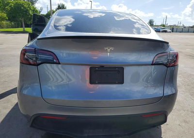 2024 Tesla Model Y, Side damage, Copart lot 68535016, photo 6 of 15