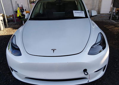 2023 Tesla Model Y Awd/long Range Dual Motor All-wheel Drive, Rear damage, Iaai lot 45906044, photo 10 of 19