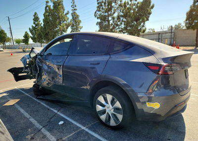 2022 Tesla Model Y, uszkodzenie: Całe nadwozie, Copart lot 62544446, zdjęcie 2 z 14