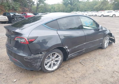 2024 Tesla Model Y Long Range Dual Motor All-wheel Drive, пошкодження: Передня частина, Iaai лот 45899643, фото 4 з 14