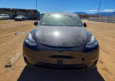 2020 Tesla Model Y, daño Lateral, Copart lote 72753666, foto 5 de 12