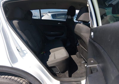 2021 Kia Sportage Lx, daño Frontal izquierdo, Iaai lote 46150031, foto 8 de 16