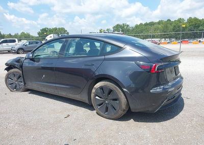 2026 Tesla Model 3, daño Frontal izquierdo, Iaai lote 45883222, foto 3 de 16