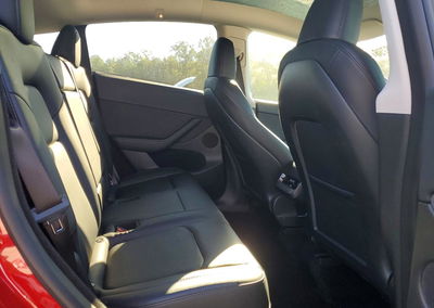 2023 Tesla Model Y, daño Lateral, Copart lote 72246796, foto 11 de 13