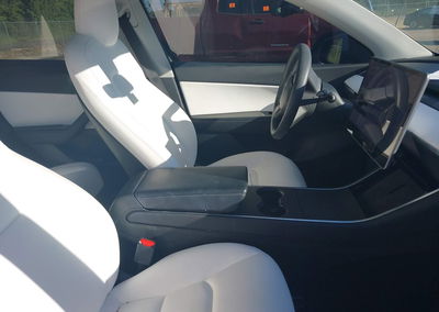 2021 Tesla Model Y Long Range Dual Motor All-wheel Drive, пошкодження: Задня частина, Iaai лот 46258375, фото 5 з 18