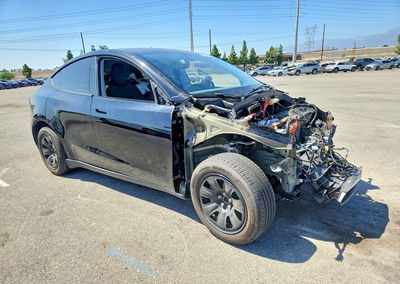 2026 Tesla Model Y, Front End damage, Copart lot 68984486, photo 4 of 15