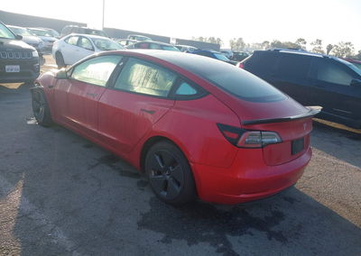 2022 Tesla Model 3 Rear-wheel Drive, daño Frontal, Iaai lote 44342550, foto 3 de 17