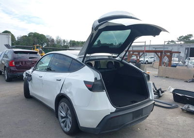 2026 Tesla Model Y All-wheel Drive/long Range Launch Series/premium All-wheel Drive, uszkodzenie: Przód, Iaai lot 46123571,