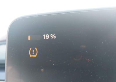 2022 Tesla Model 3 Rear-wheel Drive, daño Frontal, Iaai lote 44342550, foto 16 de 17