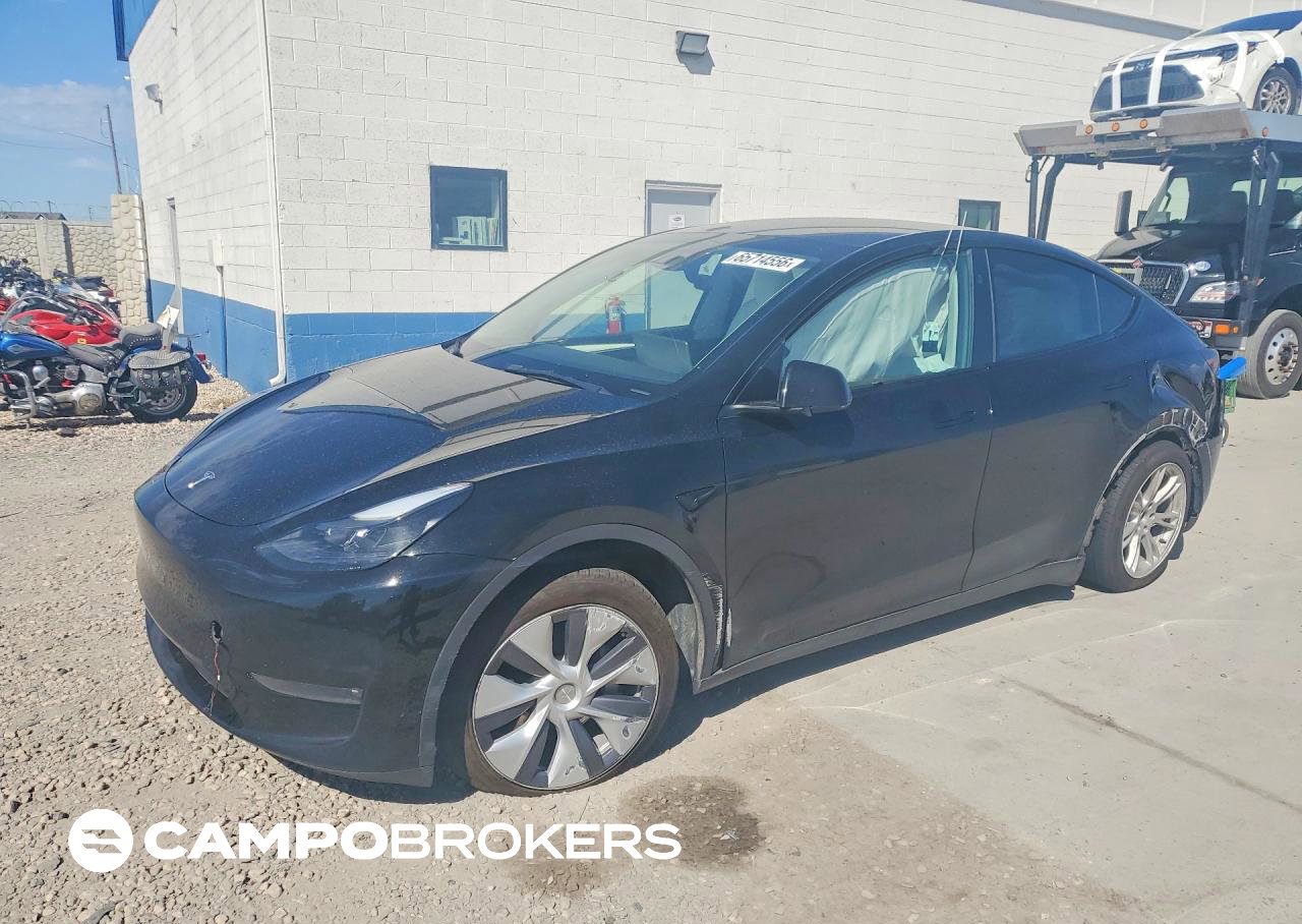 2023 Tesla Model Y, Side damage, Copart lot 65714556