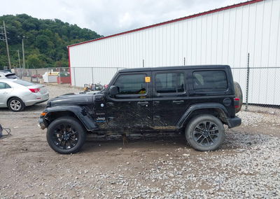 2024 Jeep Wrangler 4xe Sahara 4xe, uszkodzenie: Przód, Iaai lot 46081556, zdjęcie 14 z 16