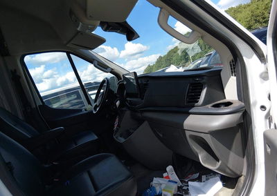 2022 Ford Transit-350 Cargo Van, daño Front & Rear, Iaai lote 45920300, foto 5 de 16