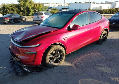2026 Tesla Model Y All-wheel Drive/long Range Launch Series/premium All-wheel Drive, uszkodzenie: Prawy przód, Iaai lot
