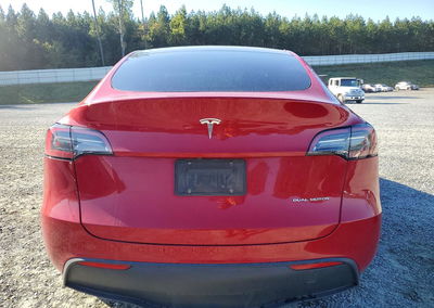 2023 Tesla Model Y, daño Lateral, Copart lote 72246796, foto 6 de 13
