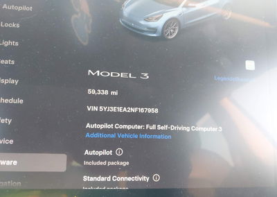 2022 Tesla Model 3 Rear-wheel Drive, daño Frontal, Iaai lote 44342550, foto 7 de 17