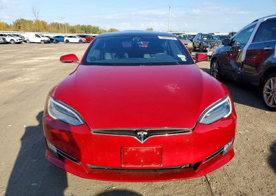 2020 Tesla Model S, daño Frontal, Copart lote 72879316, foto 5 de 12