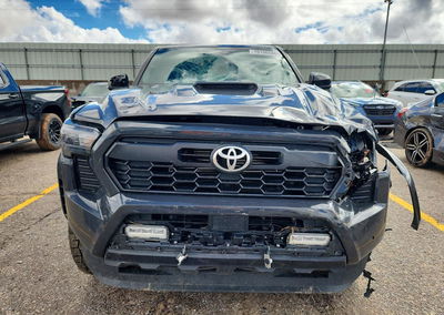 2024 Toyota Tacoma Trd Sport, uszkodzenie: Zalanie, Copart lot 70190566, zdjęcie 5 z 12