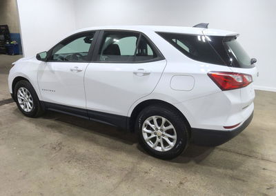 2020 Chevrolet Equinox Ls, Minor Dents/Scratches damage, Copart lot 72446306, photo 2 of 14