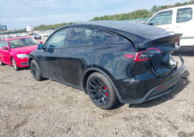 2023 Tesla Model Y Awd/long Range Dual Motor All-wheel Drive, daño Normal Wear & Tear, Iaai lote 46336754, foto 3 de 21