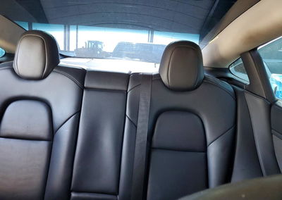 2022 Tesla Model 3, daño Lateral, Copart lote 53959956, foto 10 de 16