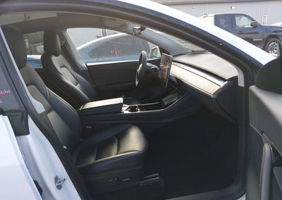 2021 Tesla Model Y Long Range Dual Motor All-wheel Drive, uszkodzenie: Przód, Iaai lot 46052608, zdjęcie 5 z 16