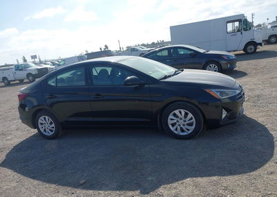 2019 Hyundai Elantra Se, Normal Wear & Tear damage, Iaai lot 46003037, photo 13 of 16