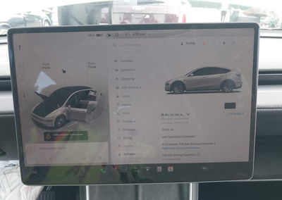 2026 Tesla Model Y All-wheel Drive/long Range Launch Series/premium All-wheel Drive, uszkodzenie: Przód, Iaai lot 46123571,