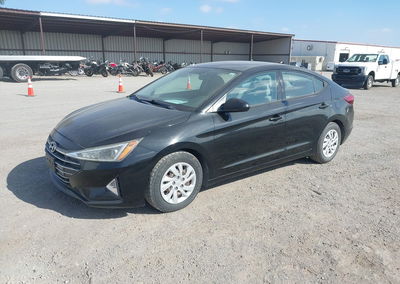 2019 Hyundai Elantra Se, Normal Wear & Tear damage, Iaai lot 46003037, photo 2 of 16