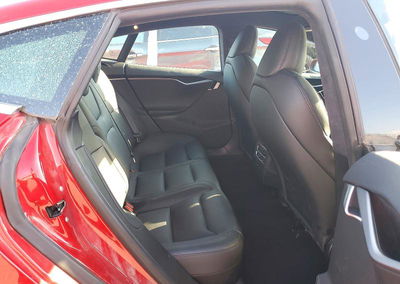 2020 Tesla Model S, daño Frontal, Copart lote 72879316, foto 10 de 12