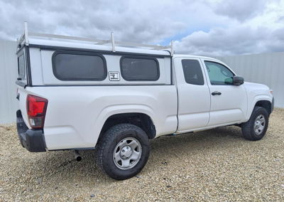 2022 Toyota Tacoma Sr, daño Abolladuras/rayones menores, Copart lote 70551726, foto 3 de 14