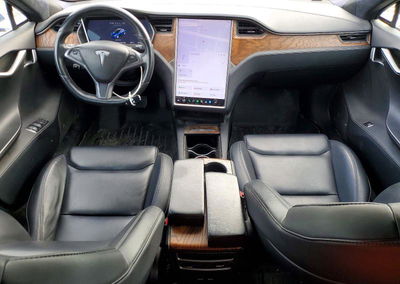 2020 Tesla Model S, daño Abolladuras/rayones menores, Copart lote 73528346, foto 8 de 12