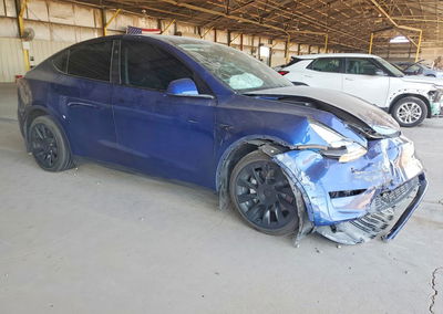 2023 Tesla Model Y, daño Frontal, Copart lote 65962736, foto 4 de 14
