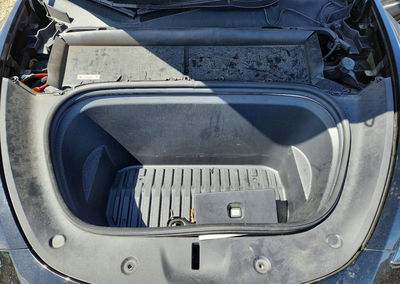 2023 Tesla Model Y, daño Lateral, Copart lote 67607716, foto 11 de 12