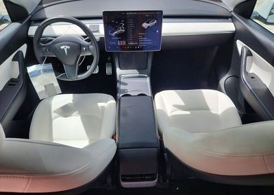 2022 Tesla Model Y, Water/Flood damage, Copart lot 70247686, photo 8 of 14