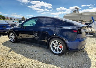 2023 Tesla Model Y, daño Lateral, Copart lote 67607716, foto 2 de 12
