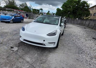 2022 Tesla Model Y, Water/Flood damage, Copart lot 70247686, photo 13 of 14