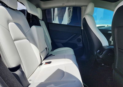 2023 Tesla Model Y, daño Lateral, Copart lote 67607716, foto 10 de 12