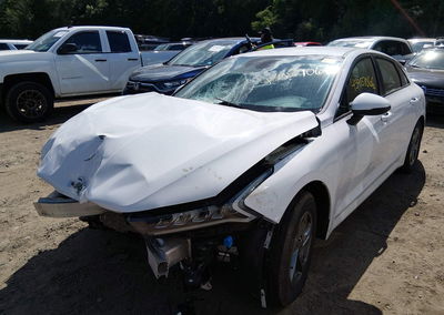 2022 Kia K5 Lxs, daño Front & Rear, Iaai lote 45957066, foto 2 de 17