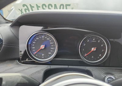 2019 Mercedes-benz E 300, daño Inundación, Copart lote 70433116, foto 9 de 12