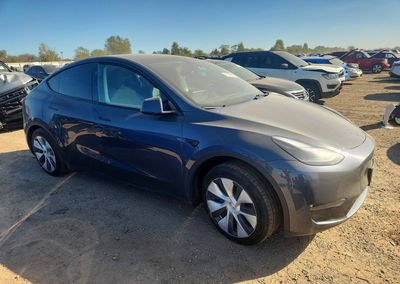 2023 Tesla Model Y, daño Lateral, Copart lote 71864016, foto 4 de 14