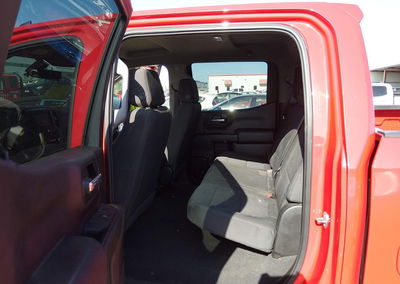 2022 Chevrolet Silverado 1500 Ltd 2wd  Short Bed Custom, Front End damage, Iaai lot 45911911, photo 8 of 17