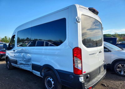 2024 Ford Transit 250 Medium Roof Delivery Van, daño Lateral, Copart lote 71594366, foto 2 de 13