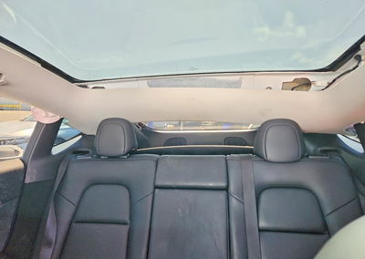 2023 Tesla Model Y, daño Frontal, Copart lote 64967806, foto 10 de 13