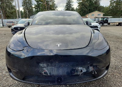 2023 Tesla Model Y, daño Trasero, Copart lote 71644066, foto 5 de 13