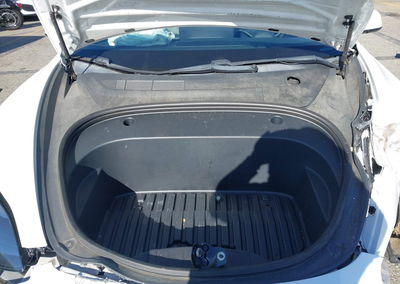 2021 Tesla Model 3 Standard Range Plus Rear-wheel Drive, uszkodzenie: Przód, Iaai lot 46070261, zdjęcie 10 z 17