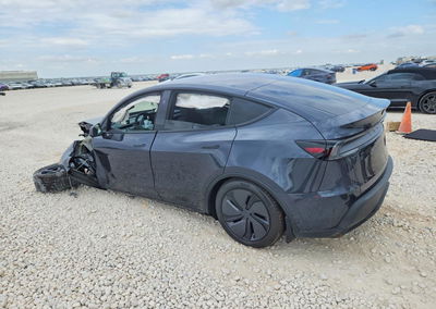 2026 Tesla Model Y, daño Frontal, Copart lote 67845976, foto 2 de 14