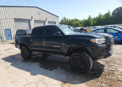 2020 Toyota Tacoma Trd Sport, uszkodzenie: Dachowanie, Copart lot 64518216, zdjęcie 13 z 14